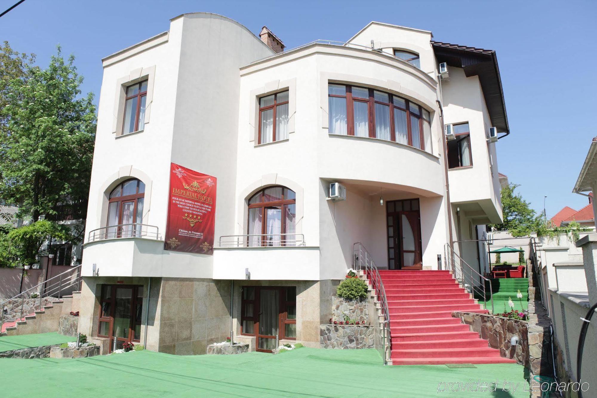 Imperial Hotel Chisinau Bagian luar foto